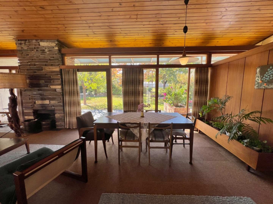 4 Bedroom Property for Sale in Uniepark Western Cape